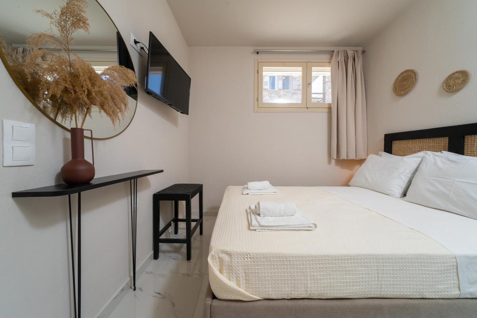 Helicon Luxury Villa