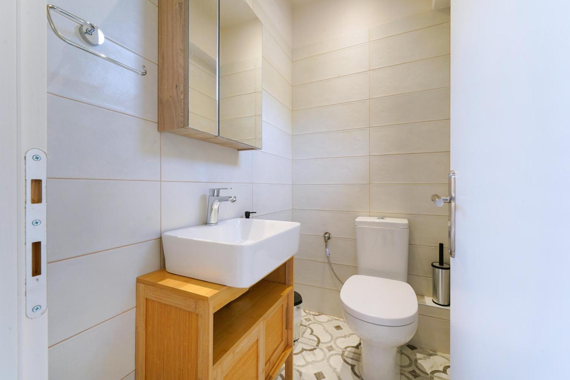 Helicon Luxury Villa *