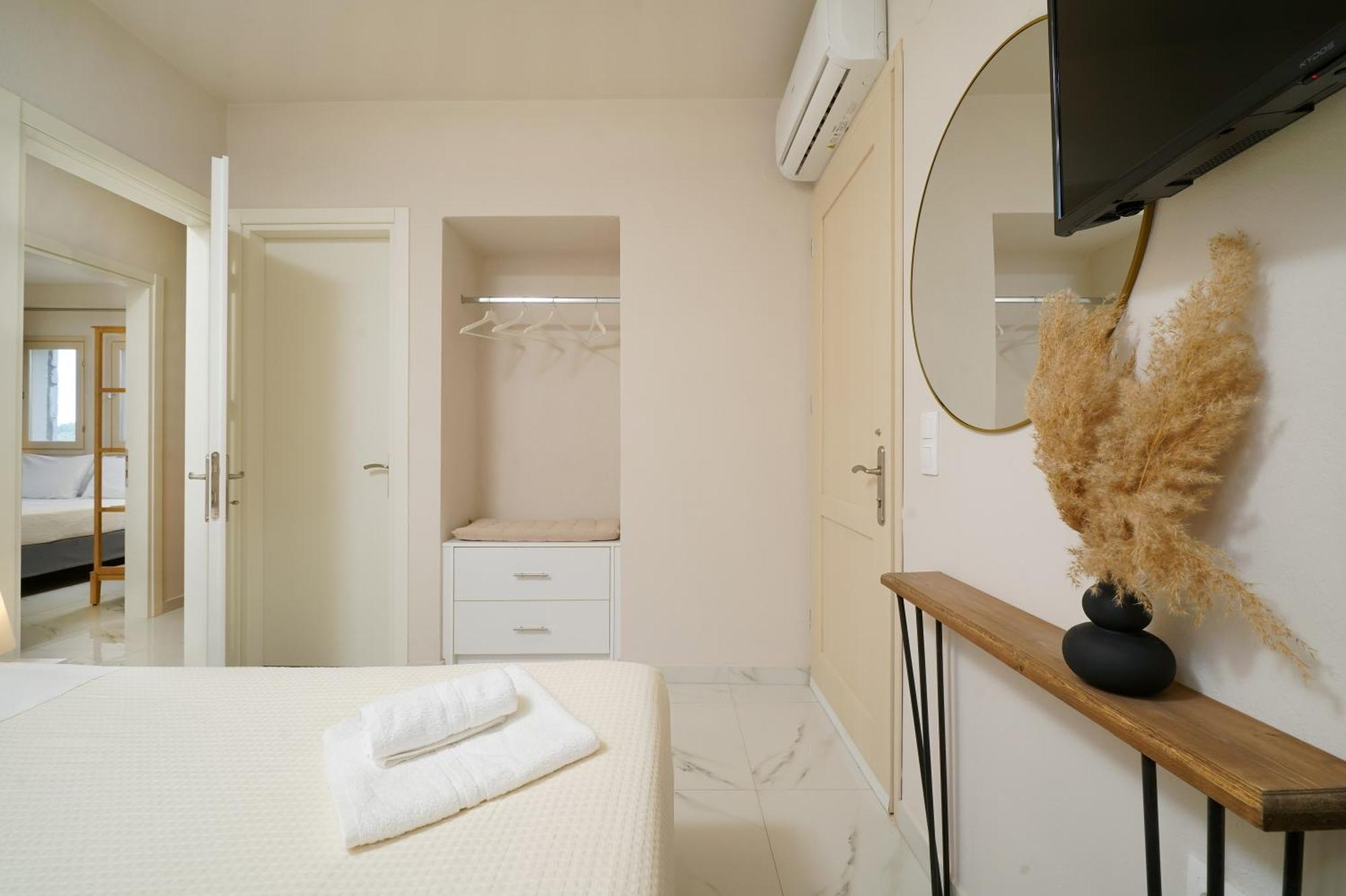 Helicon Luxury Villa
